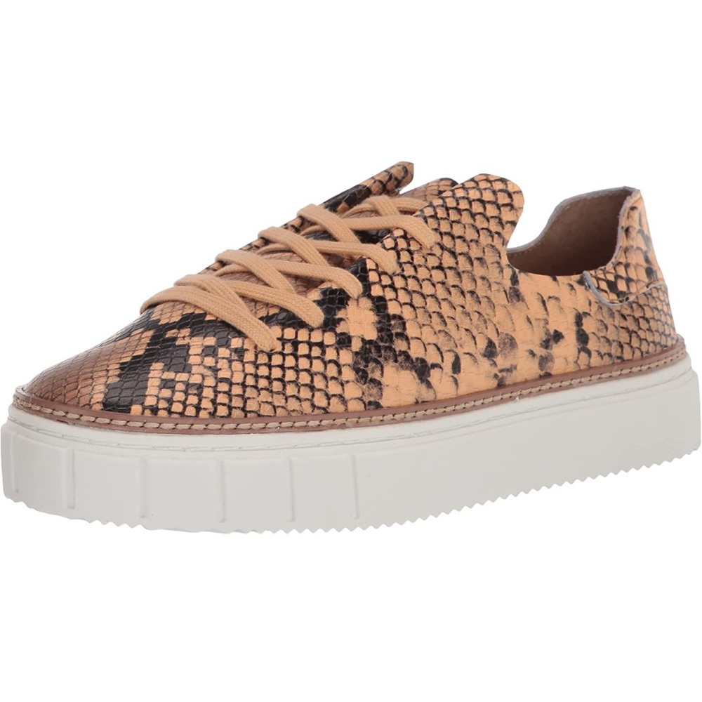 NWT 🛍️  Vince Camuto Platform Sneakers